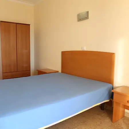 Ξενοδοχείο με διαμερίσματα Clube Mar Turisticos 3*